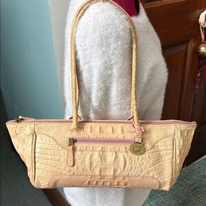 Brahmin shoulder bag  signature croc embossed  barrel bag  leather  sand/pink